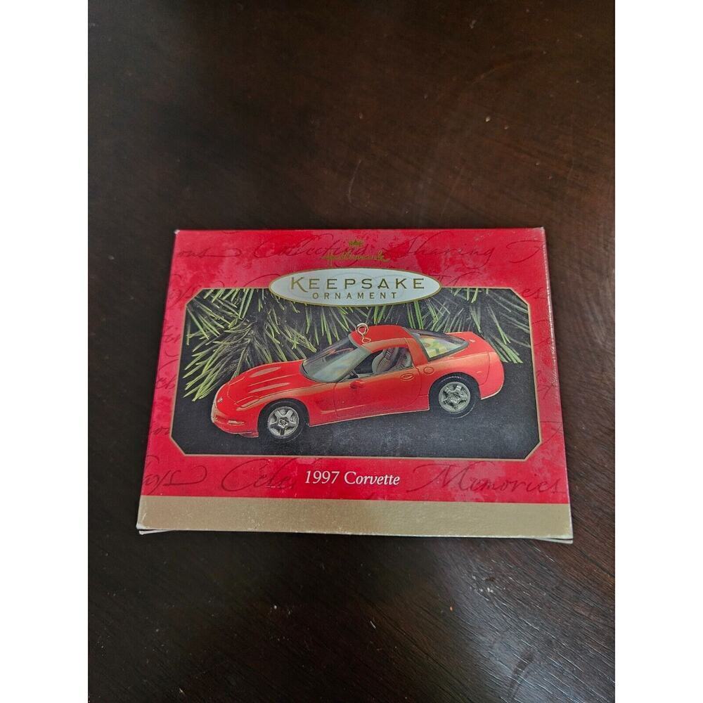 Vintage Hallmark Collector's Series Ornament 1997 Chevrolet C5 Corvett
